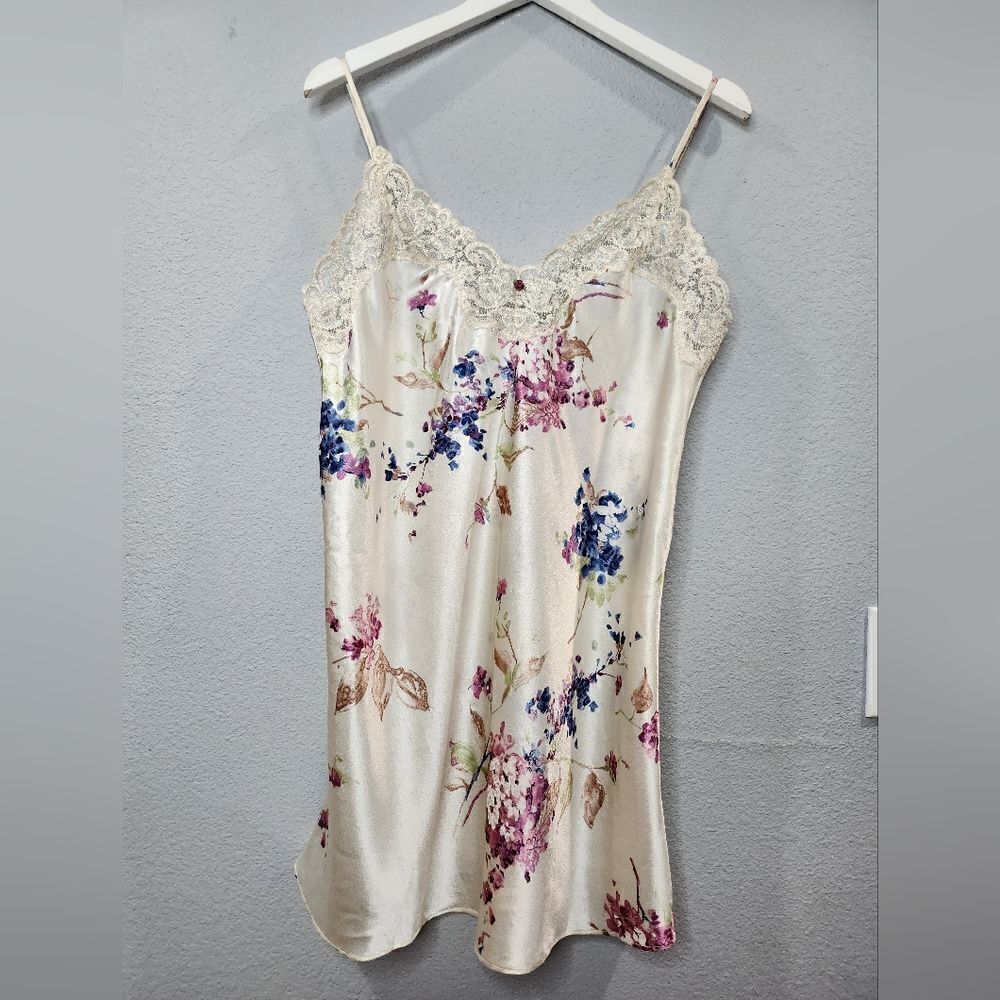 L.A. intimates womens large floral slip dress